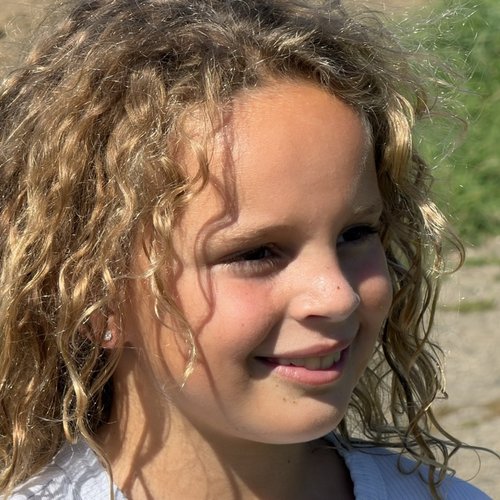 Elysa Thoma